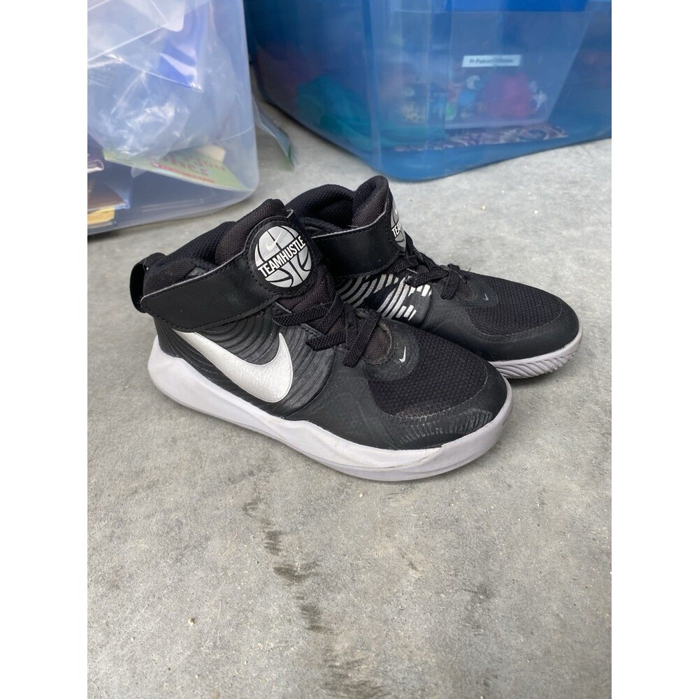 Nike Team Hustle D 9 Black Metallic Silver Basketball Shoes Size 12C AQ4225-001